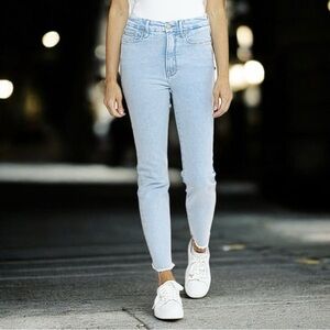 Good American Good Classic Slim Straight High Waist Jeans Sz 8 (28-29 by 28)